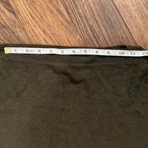 Green Costa Blanca Sweater with semi dolman slit open sleeves - Picture 7 of 9